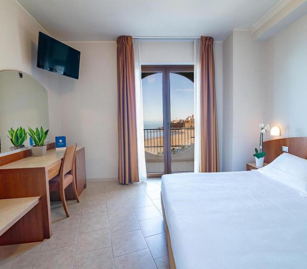 Hotel Meridiano Termoli Esterno foto