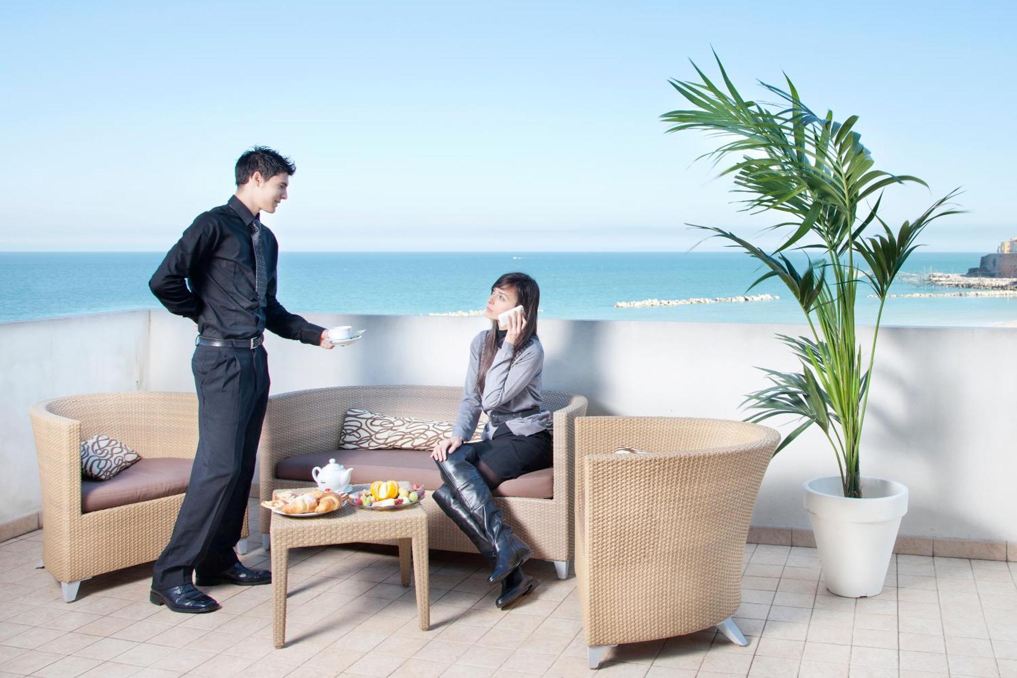 Hotel Meridiano Termoli Esterno foto