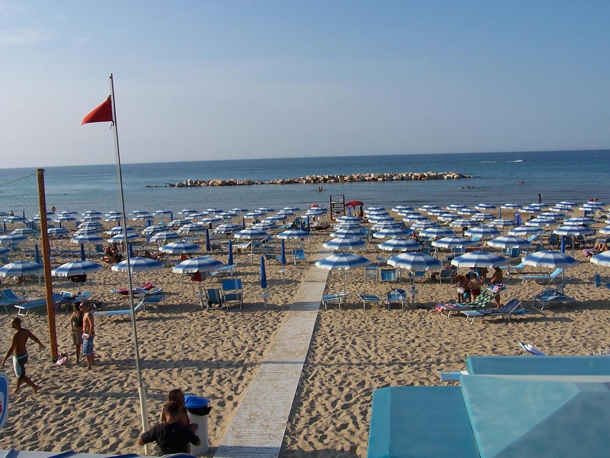 Hotel Meridiano Termoli Esterno foto