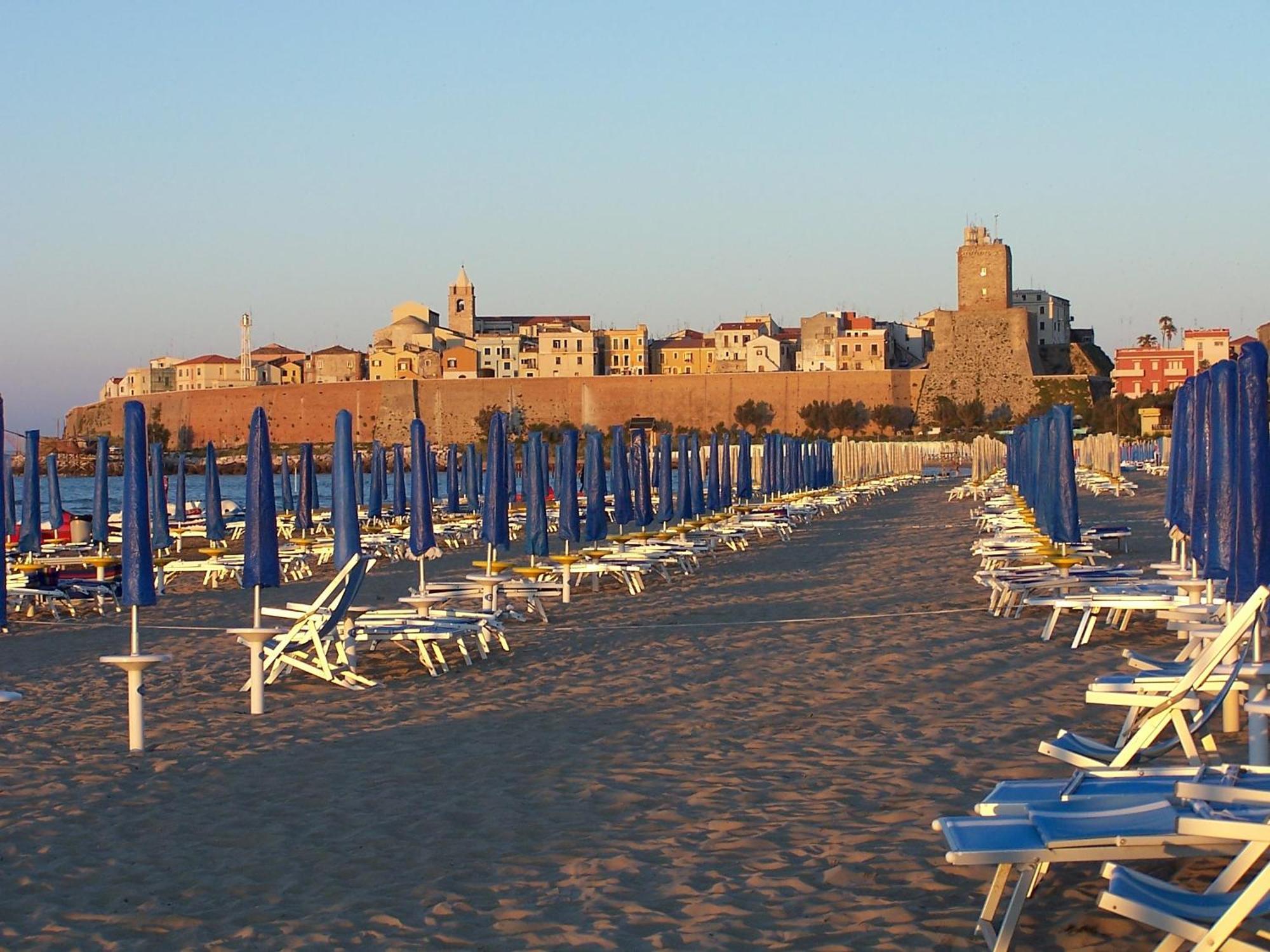 Hotel Meridiano Termoli Esterno foto