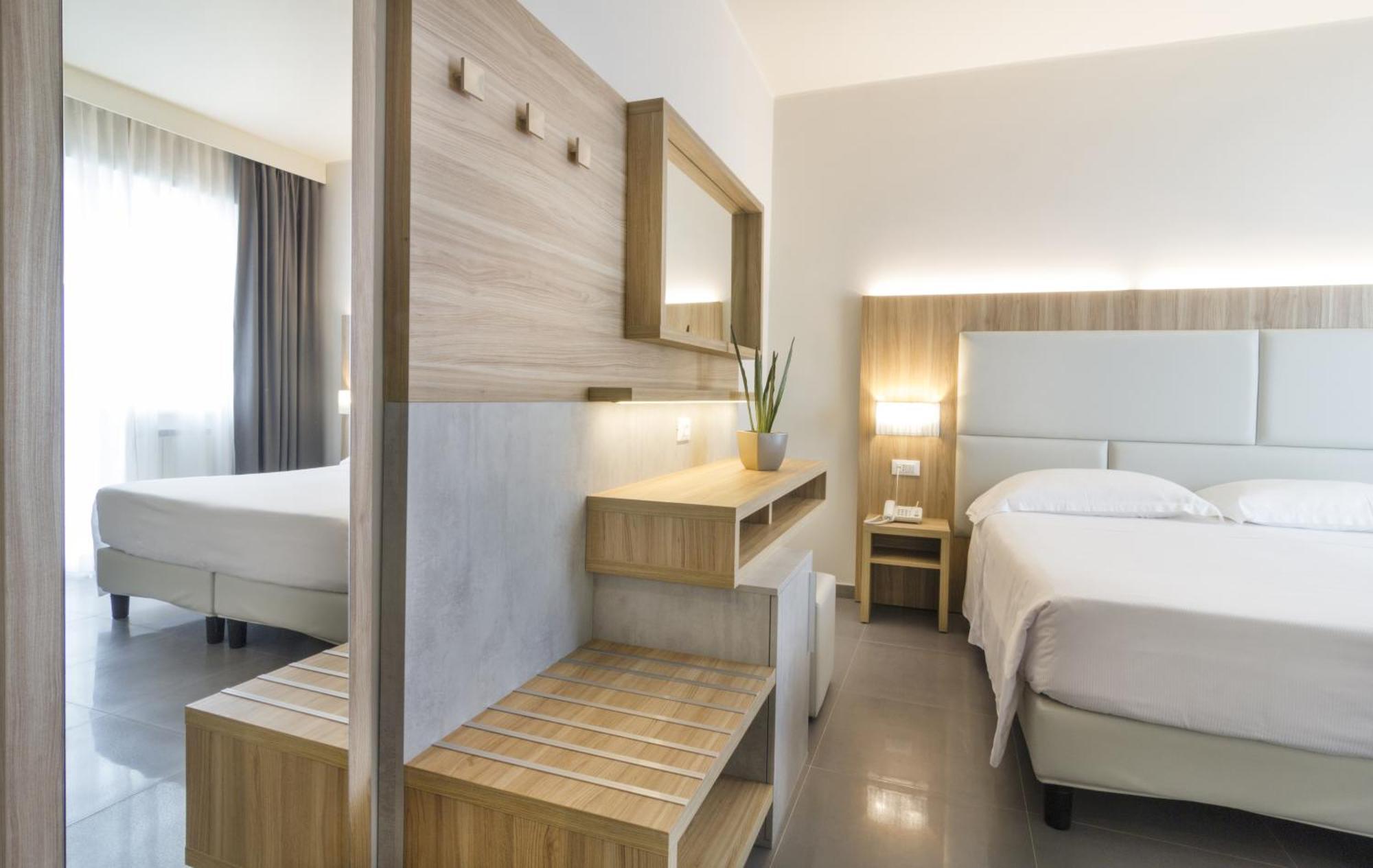 Hotel Meridiano Termoli Esterno foto